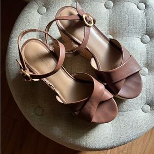 Elegant Clark’s Cork Platform Sandals | Vintage-Inspired Summer Style Size 8